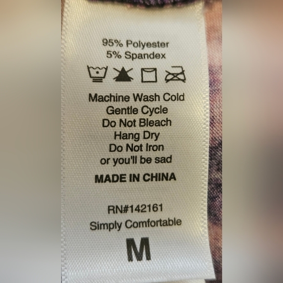 Lularoe Charlie Tie-Dye InspiredButton Up Shirt - Picture 6 of 6